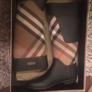 Burberry rain boots